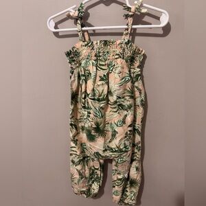 Old Navy Green and Pink Leaf Print Outfit